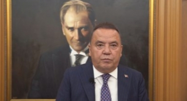 Antalya Büyükşehir Belediye Başkanı'na saldırı!