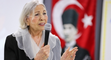 Atatürk'ün eşi Latife Hanım'ın kuzeni Suna Akatürk Bucalılarla buluştu... 