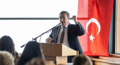 Başkan Batur İzmirli kadınlara seslendi: 