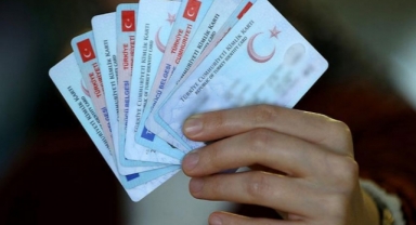 Ehliyet ve kimliklerde yeni dönem başlıyor