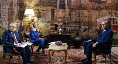 Erdoğan'dan mitinglerde izlettiği video hakkında itiraf: Ama montaj, ama şu, ama bu…