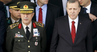 İddia: Hulusi Akar'ı muhalefete savunma bakanı olarak önerenler olmuş