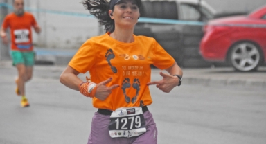 İzmirli atletler Maraton İzmir heyecanını paylaşacak