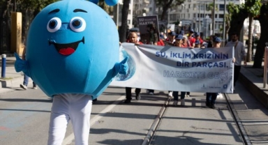 İZSU Maraton İzmir'de kuraklığa dikkat çekti