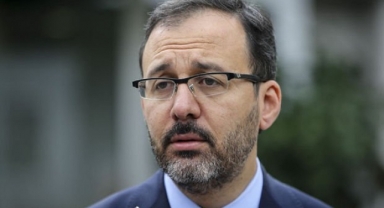 Bakan Kasapoğlu seçim propagandası yaptığı iddiasıyla İzmirliler tarafından protesto edildi