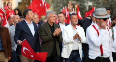 Narlıdereliler 19 Mayıs'ı coşkuyla kutladı...