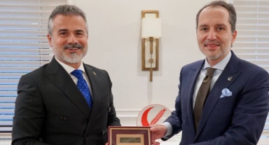 AK Parti’den istifa etmişti: Suat Kılıç Yeniden Refah Partisi’ne katıldı