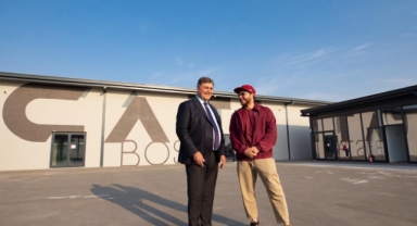 Anıl Piyancı önerdi Karşıyaka Belediyesi kurdu... Karşıyakalı gençler kayıt stüdyosuna kavuşuyor 