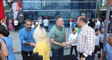 Başkan Sandal belediye personeliyle bayramlaştı