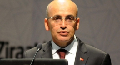 Bloomberg: Mehmet Şimşek geleneksel politikalara yönelmek için kadameli adım mesajı verdi