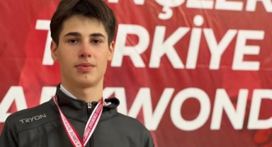 Bornova'dan uluslararası turnuvaya... Bornovalı Bekir Osmanoğlu Türkiye'yi temsil edecek! 