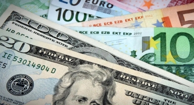 Dolar ve euro güne rekorla başladı 