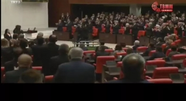 Erdoğan’ın yemin töreninde gerginlik: Muhalefet tören sırasında ayağa kalkmadı