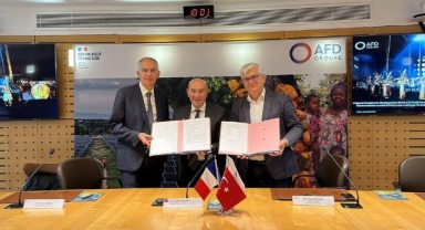 Fransa'dan İzmir'e destek eli... 