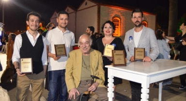 İBB Şehir Tiyatroları altı dalda ödül kazandı! 