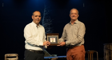 İzBBŞT Lefkoşalı tiyatroseverlerle buluştu... 