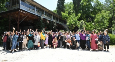 Karabağlarlı kadınlar Tire'de buluştu 