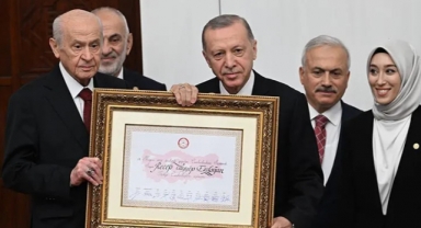 Mazbatasını aldı, yeminini etti: Üçüncü kez cumhurbaşkanı olan Erdoğan'la yeni dönem resmen başladı