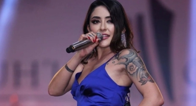 Melek Mosso'nun konseri iptal edildi