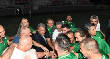 100. Yıl Turnuvası’nın başlangıç vuruşu Başkan İduğ’dan