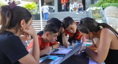 Buca Belediyesi'nden eğitimde fırsat eşitliği için danışmanlık hizmeti