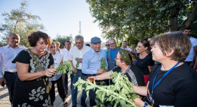 Büyükşehir Belediyesi'nden çiftçiye yeni gelir kapısı