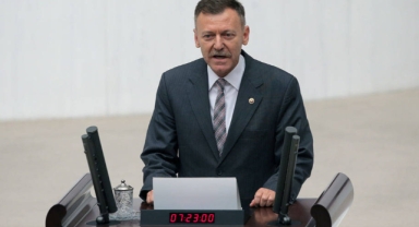 CHP'deki genel başkanlık yarışına bir isim daha katıldı! 