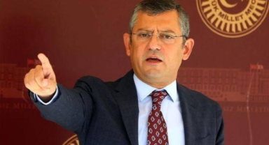 CHP’li Özel’den değişim çıkışı: “Süratle devrim şart”