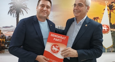 DP'den yerel seçim hamlesi: İzmir İl Başkanlığına Ozan Demirbaş atandı