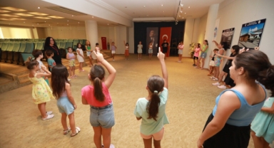 Efes Selçuk'ta yaratıcı drama çalışmaları başladı