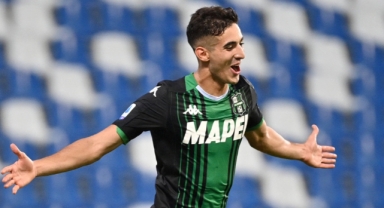 Fenerbahçe – Galatasaray arasında Mert Müldür savaşı: Aynı teklifi verdiler 