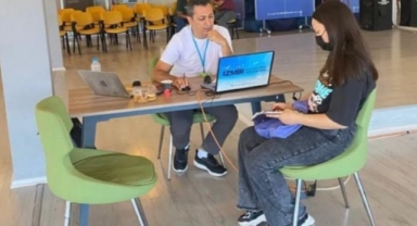 İzBB İzmirli gençleri tercih zamanında yalnız bırakmadı