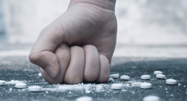 İzmir’de uyuşturucu vurgunu: 27 kişi tutuklandı!