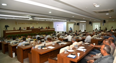 Karabağlar Belediye Meclisi toplandı... Gündemde projeler var! 