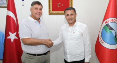 Menderes Belediyesi'nden işçinin yüzünü güldüren adım: Maaşlara yüzde 70 zam yapıldı