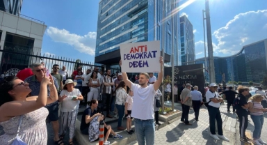 Tanju Özcan CHP Genel Merkezi önünde! 