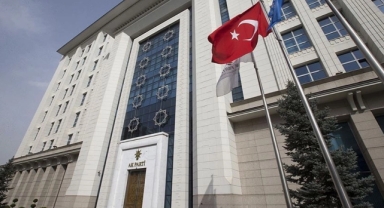 AK Parti'den kritik atamalar... 6 il başkanı değişti