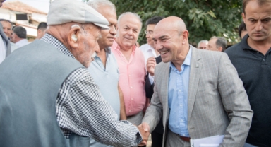 Başkan Soyer Seyrek’te halkla buluştu: 