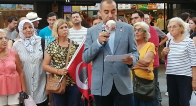 CHP Konak İlçe Başkanlığı'ndan 'Dolar'lı eylem: 