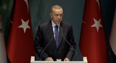 Cumhurbaşkanı Erdoğan, muhalefeti hedef aldı: “Ölmüş atı kamçılamanın kimseye faydası olmaz”