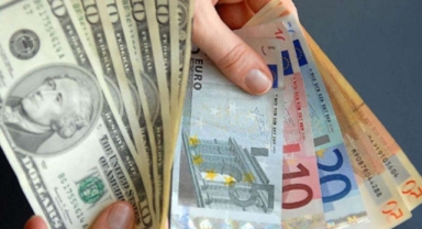 Dolar 27 lirayı geçti, euro 30 liraya dayandı 