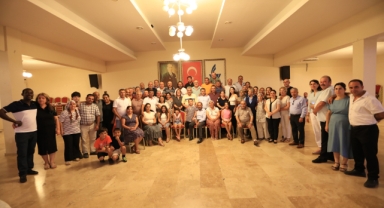 Güzelbahçe Belediyesi’nden Emekli Personeline Yemekli Veda