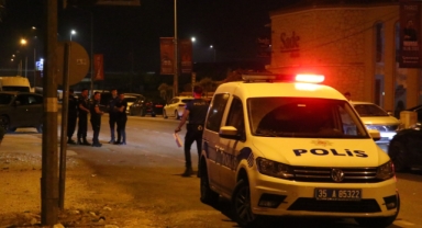 İzmir'de eğlence mekanında silahlı kavga: 1 ölü, 7 yaralı