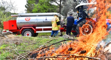 İzmir’de orman yangınlarıyla mücadelede büyük başarı: Köylere 119 tanker dağıtıldı, 60 bin kişiye eğitim verildi