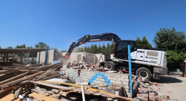 İZSU Genel Müdürlüğü su havzalarındaki kaçak yapılaşmayla mücadeleyi sürdürüyor