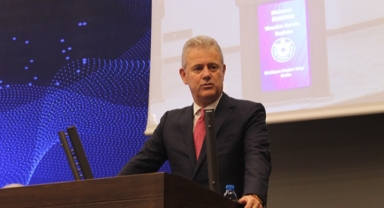 İZTO Başkanı Özgener: “MB’nin enflasyonu düşürme kararlılığının toplumu ikna edici olması gerekiyor”