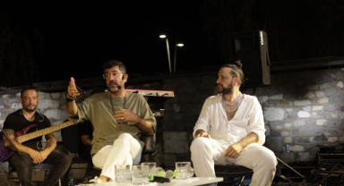 Kaleiçi sohbete ve müziğe duydu!