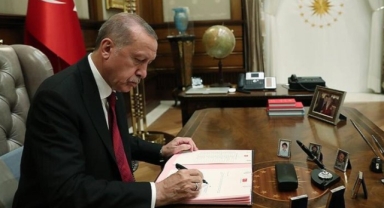 Resmi Gazete'de yayımlandı: 39 enstitü, fakülte ve yüksekokul kapatıldı, 8 fakültenin ismi değişti