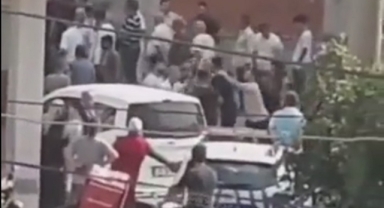 Bornova'da Suriyeliler ve Türkler arasında tansiyon yükselmişti: Darp edilen çocuğun akrabasından ilk açıklama geldi! 