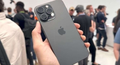 Apple açıkladı: iPhone 15 Pro sahipleri ve alacaklar dikkat! Kılıfsız kullanmayın